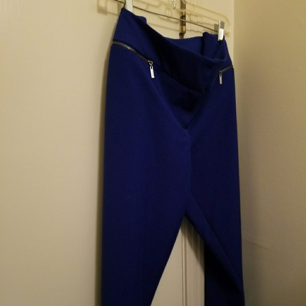 Blue skinny pants